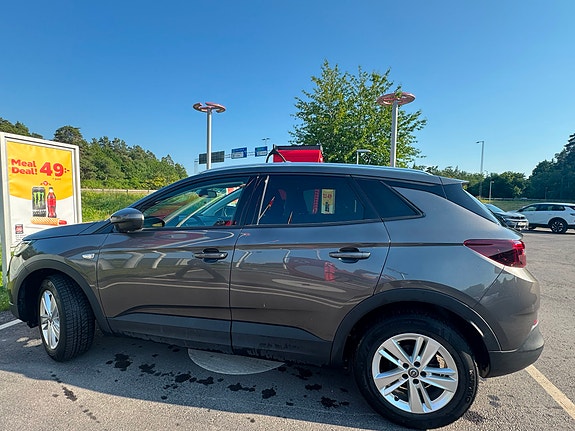 Opel Grandland X 4 of 5