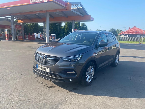 Opel Grandland X 2 of 5