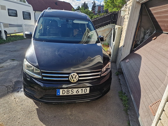 Volkswagen Caddy Maxi 2 of 5