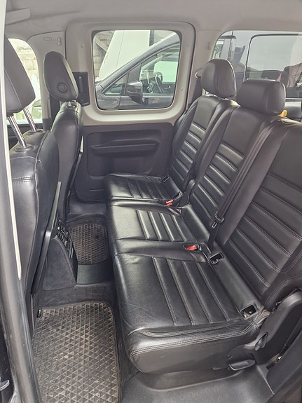 Volkswagen Caddy Maxi 7 of 10