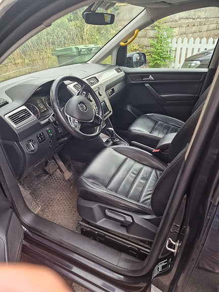 Volkswagen Caddy Maxi 6 of 10