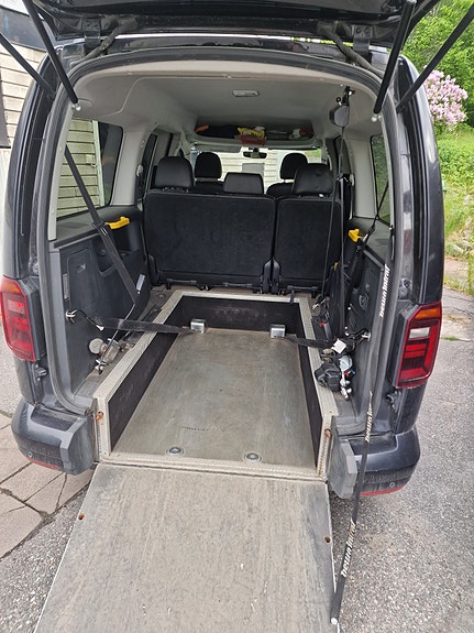 Volkswagen Caddy Maxi 7 of 7