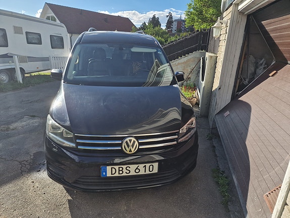 Volkswagen Caddy Maxi 3 of 5