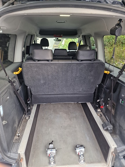 Volkswagen Caddy Maxi 8 of 10