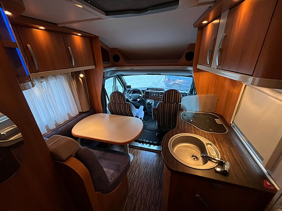 Hymer 15 of 18