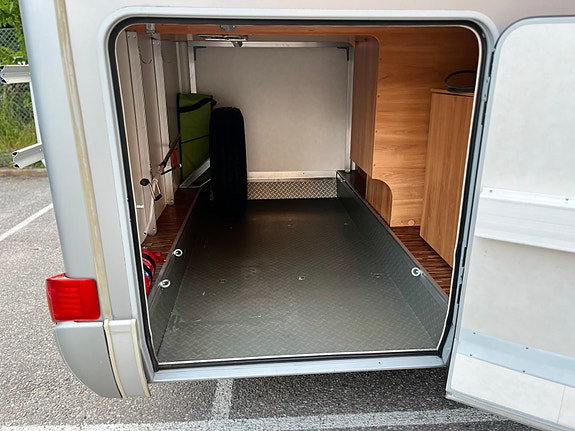 Hymer 7 of 18