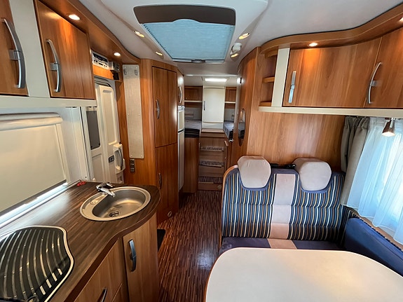 Hymer 8 of 18