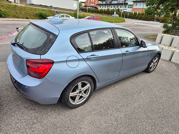 BMW 120d 5 of 5