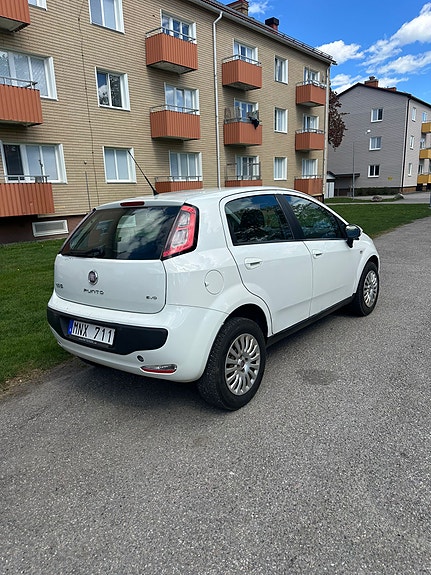 Fiat Punto Evo 4 of 5