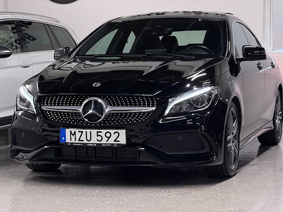 Mercedes-Benz CLA180 3 of 5