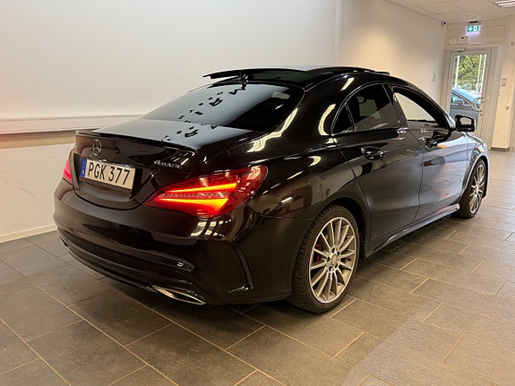 Mercedes-Benz CLA220 d 14 of 14