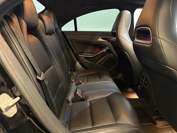 Mercedes-Benz CLA220 d 9 of 14
