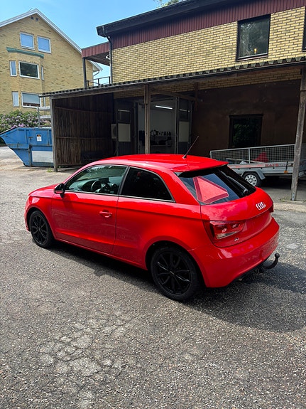 Audi A1 3 of 7