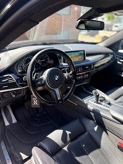 BMW X6 13 of 17