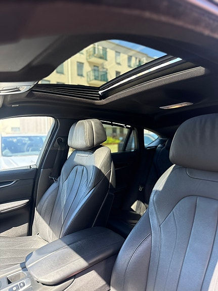 BMW X6 15 of 17