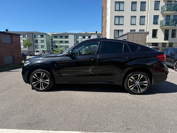 BMW X6 2 of 17