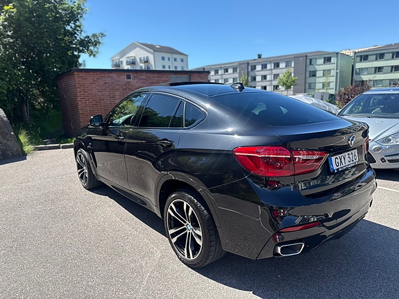 BMW X6 3 of 17
