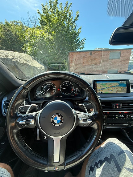 BMW X6 16 of 17