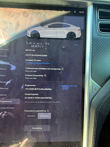 Tesla Model S 9 of 10
