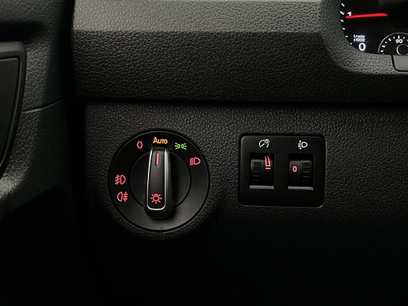 Volkswagen Caddy Maxi 25 of 30