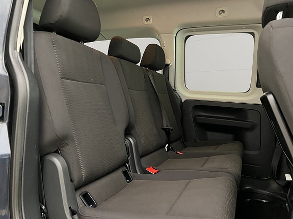 Volkswagen Caddy Maxi 15 of 30
