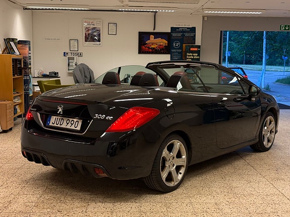 Peugeot 308 4 of 5