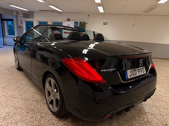 Peugeot 308 3 of 5