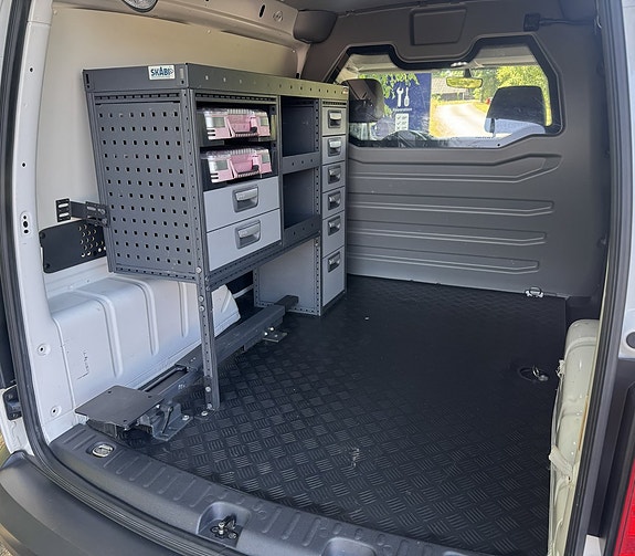 Volkswagen Caddy 13 of 20