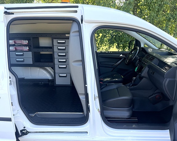 Volkswagen Caddy 5 of 5