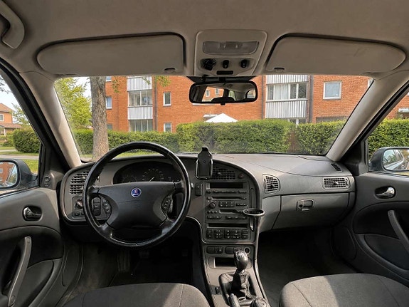 Saab 9-5 3 of 5