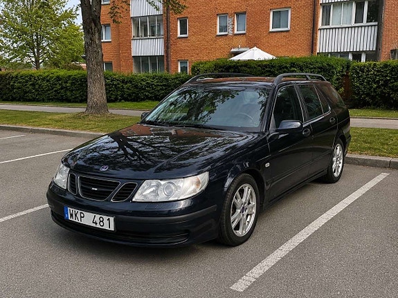 Saab 9-5 2 of 5