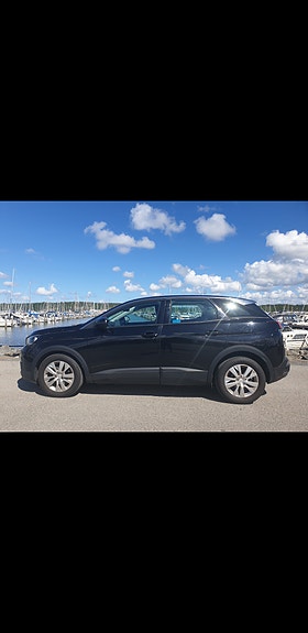 Peugeot 3008 3 of 5