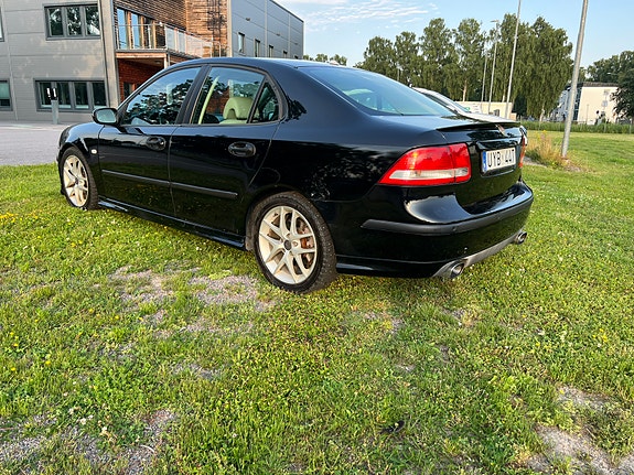 Saab 9-3 4 of 5