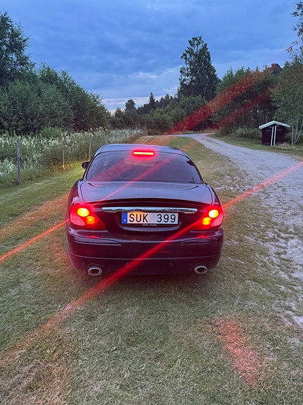 Jaguar X-TYPE 5 of 9