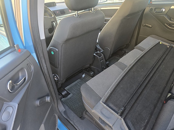 Honda Civic 4 of 5