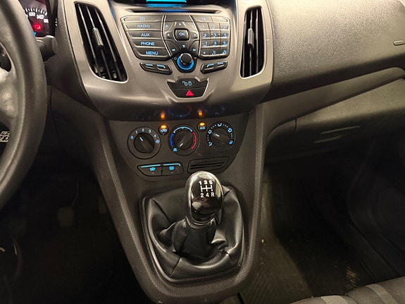 Ford Transit Connect 19 of 23