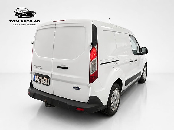 Ford Transit Connect 6 of 23