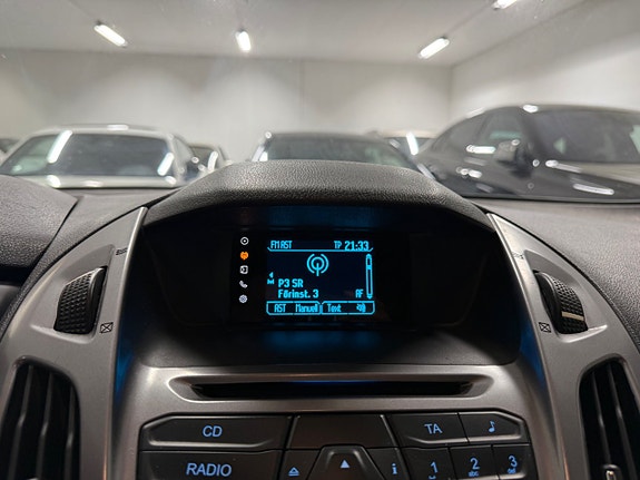 Ford Transit Connect 15 of 23