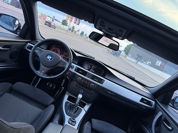 BMW 318d 6 of 6