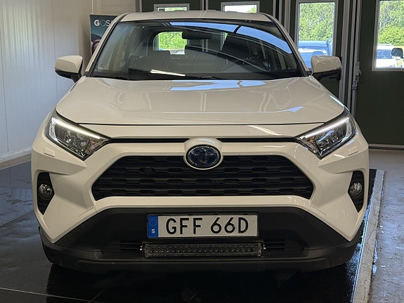 Toyota RAV4 7 of 22