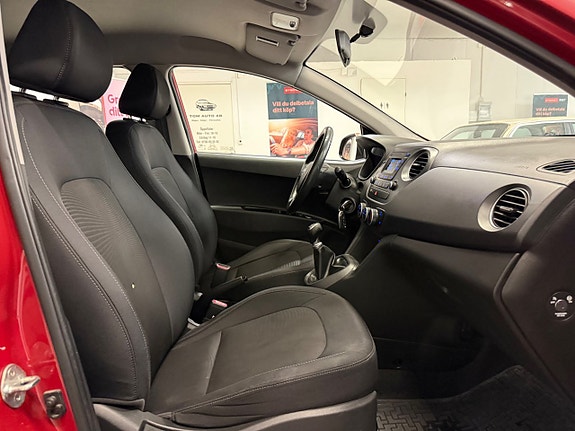 Hyundai i10 11 of 23