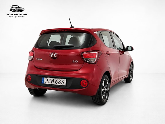 Hyundai i10 4 of 23