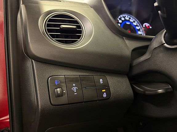 Hyundai i10 8 of 23