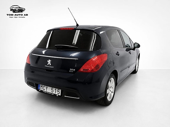 Peugeot 308 4 of 5