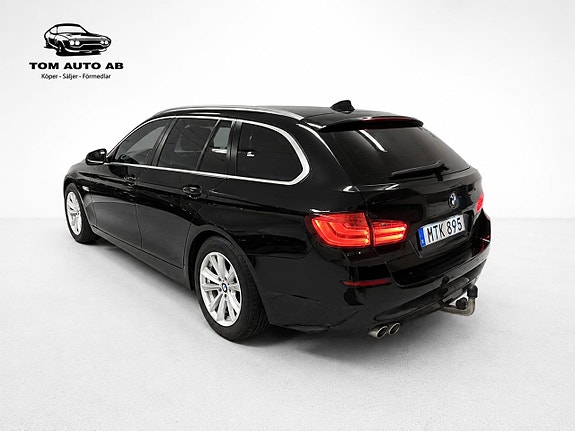 BMW 520d 4 of 5