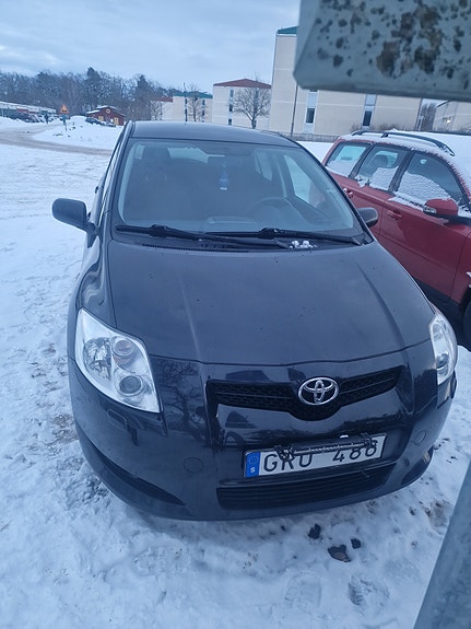 Toyota Auris 3 of 4