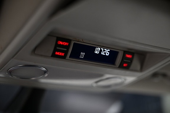 Volkswagen Caravelle 19 of 30