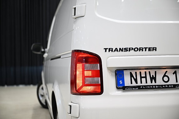 Volkswagen Transporter 17 of 30