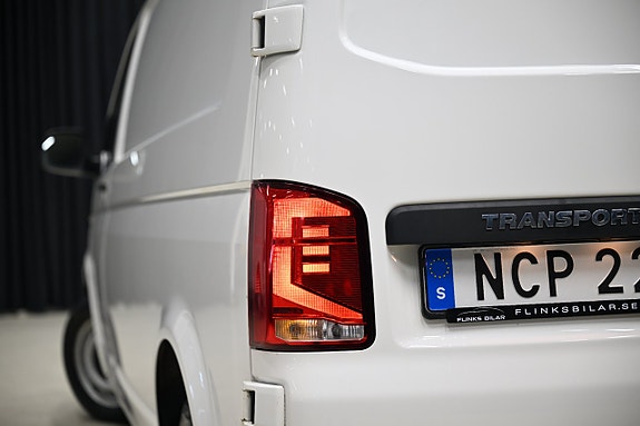 Volkswagen Transporter 16 of 30