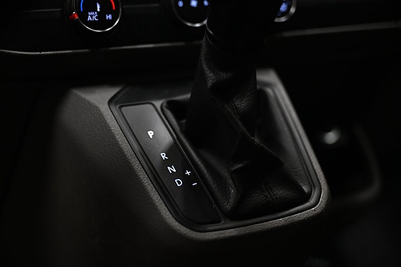 Volkswagen Transporter 30 of 30